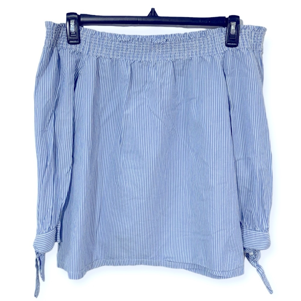 Loft Women’s Striped Off the Shoulder Blouse Size M. 20PTP. 23L.